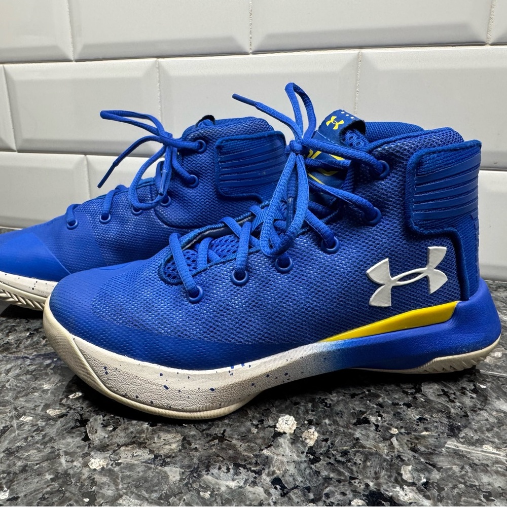 Under Armour Steph Curry Basketball Shoes